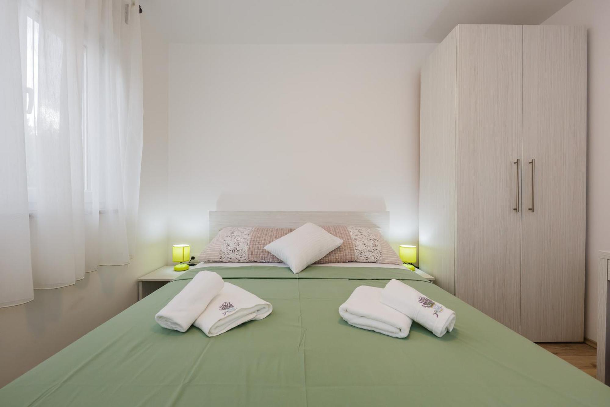 Apartments Mare Trogir Cameră foto
