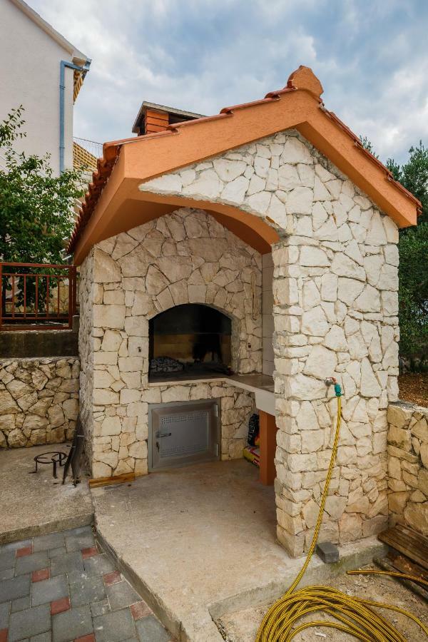 Apartments Mare Trogir Exterior foto