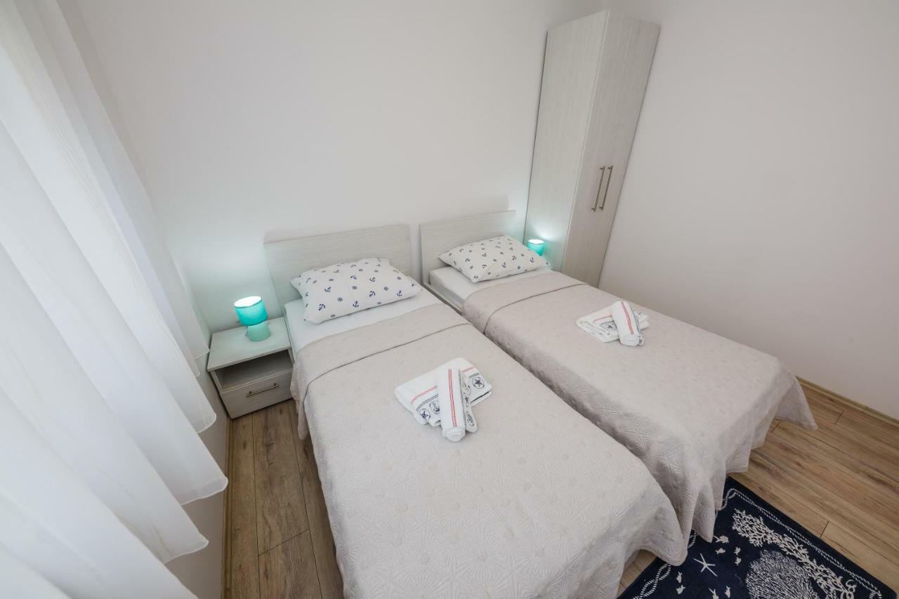 Apartments Mare Trogir Cameră foto